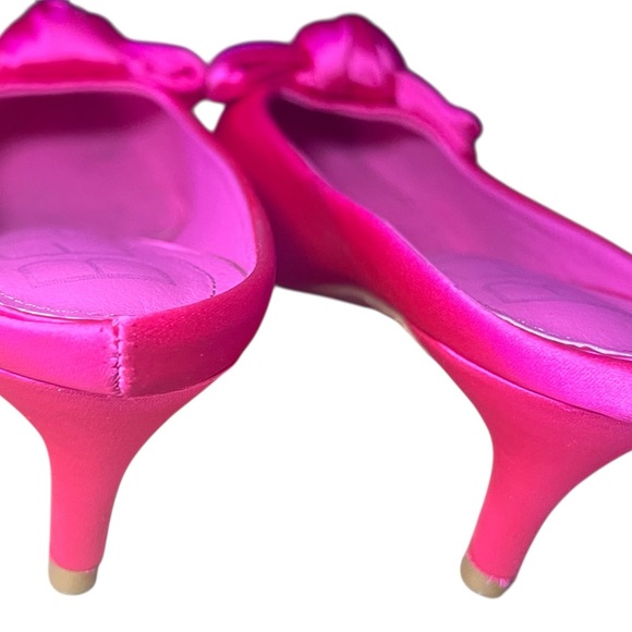 3 x $40 Vibrant Fuchsia Satin Bow Mules - Picture 4 of 8